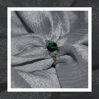 Istanbul Emerald