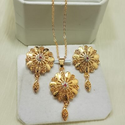 Zarcon printed chain locket with tops